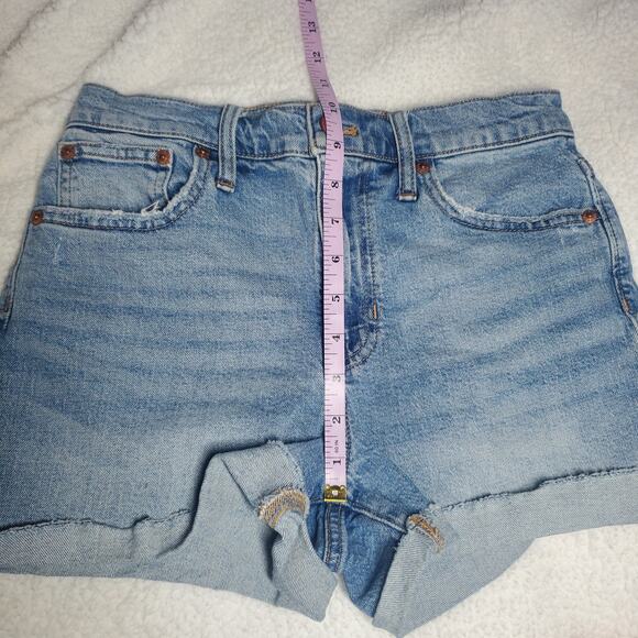 J.Crew Denim High-Rise Women's Size 25 Light Wash Jean Shorts Style AV425 Denim - Picture 10 of 14